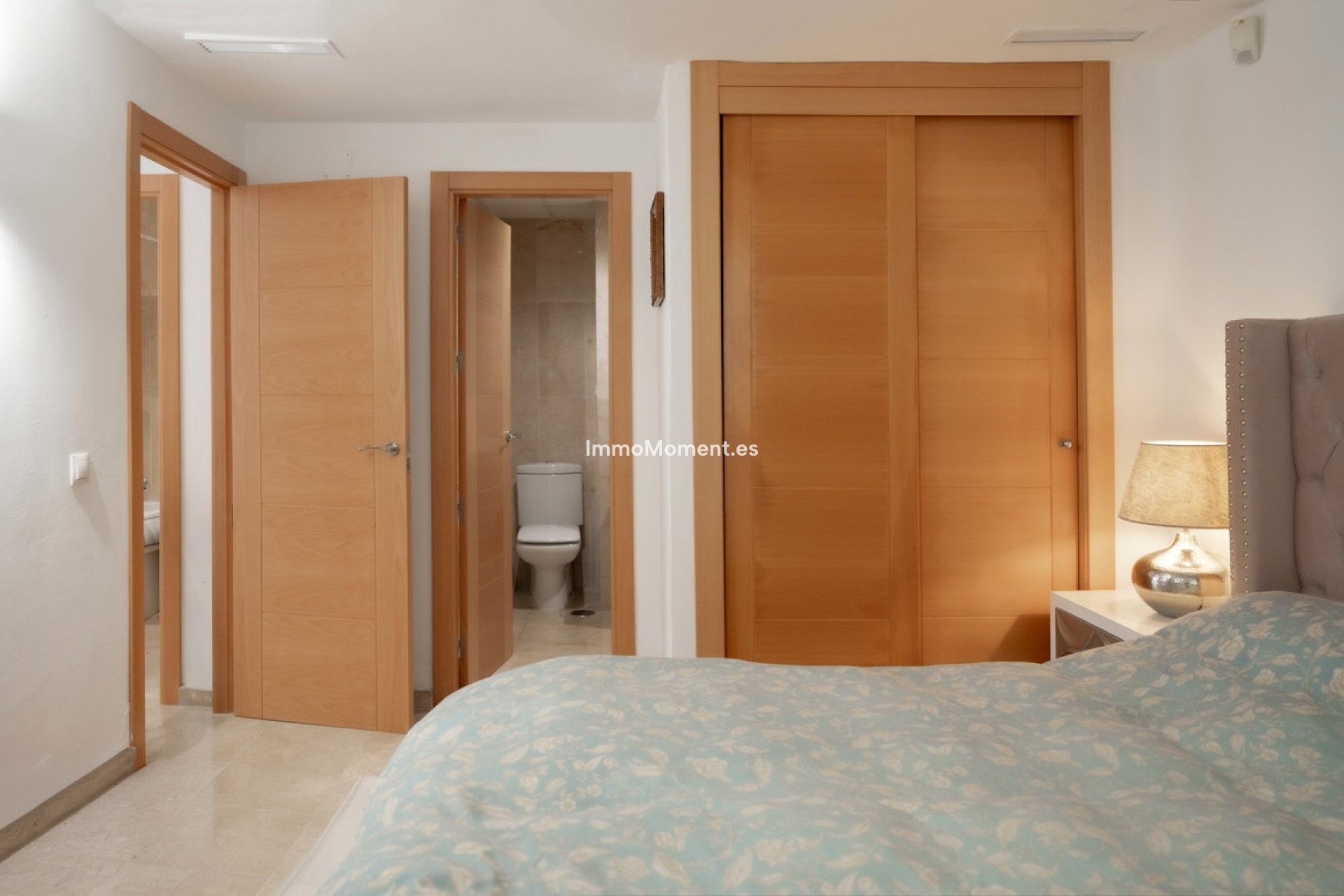 Resale - Apartment - Benahavís - Benahavís Centro