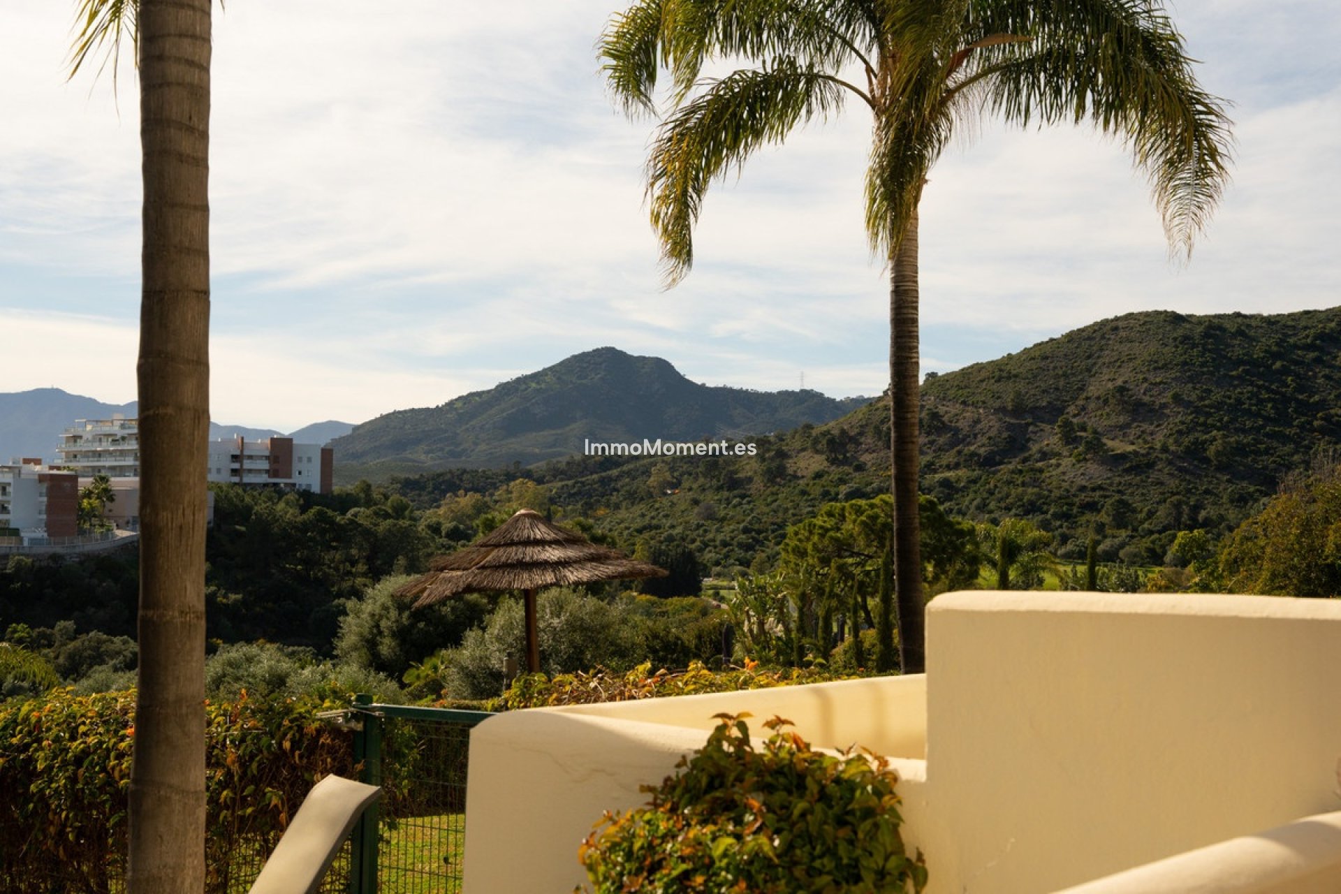 Resale - Apartment - Benahavís - Benahavís Centro