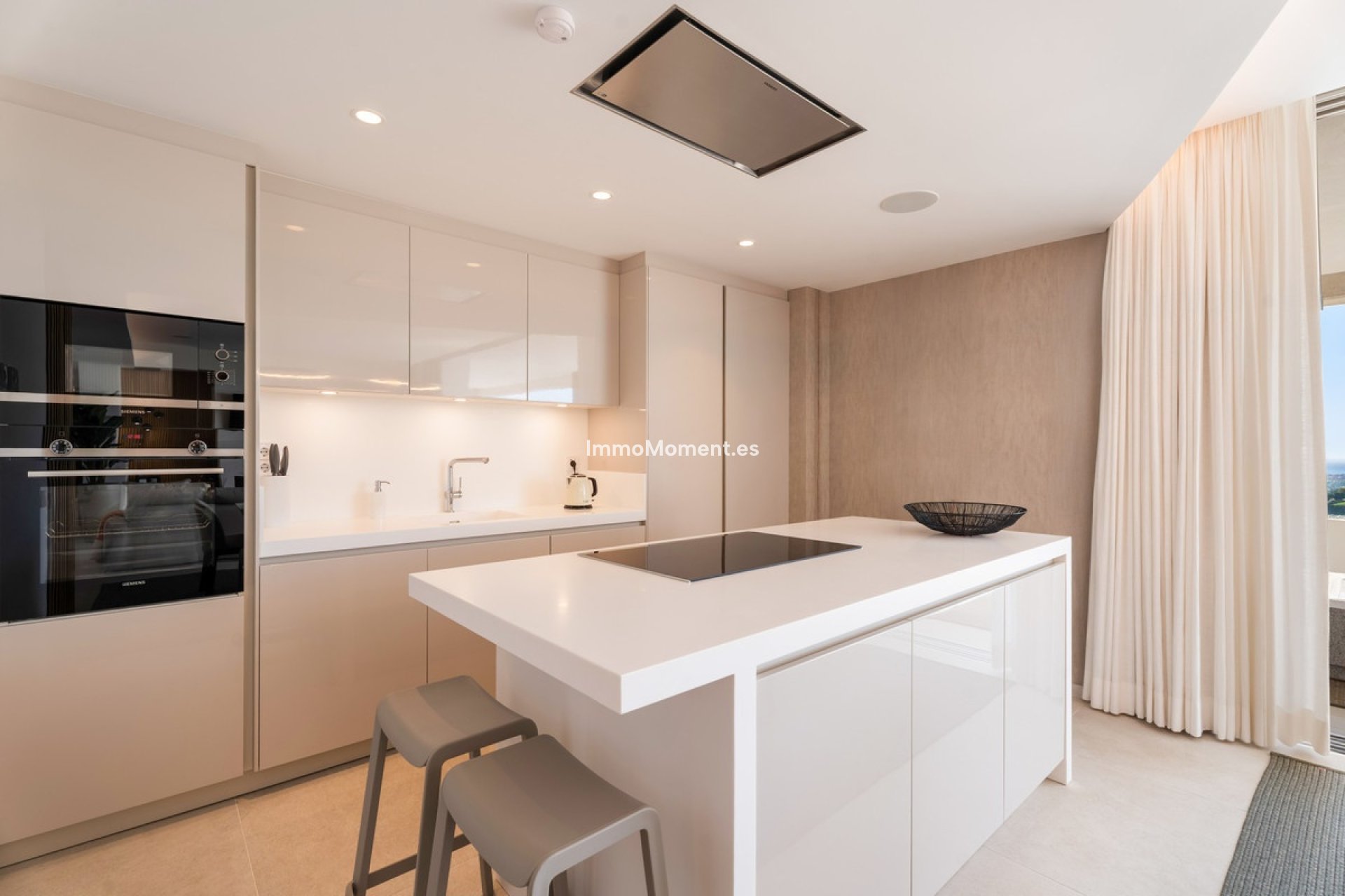 Resale - Apartment - Benahavís - Benahavís Centro