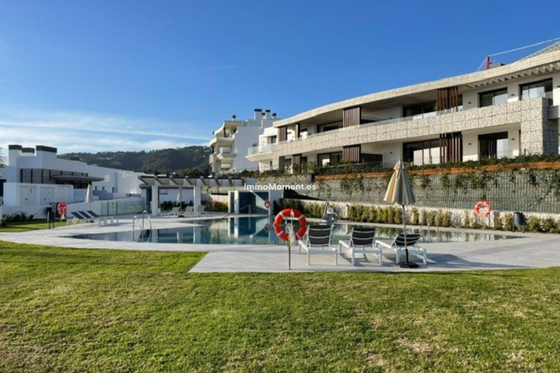 Resale - Apartment - Benahavís - Benahavís Centro