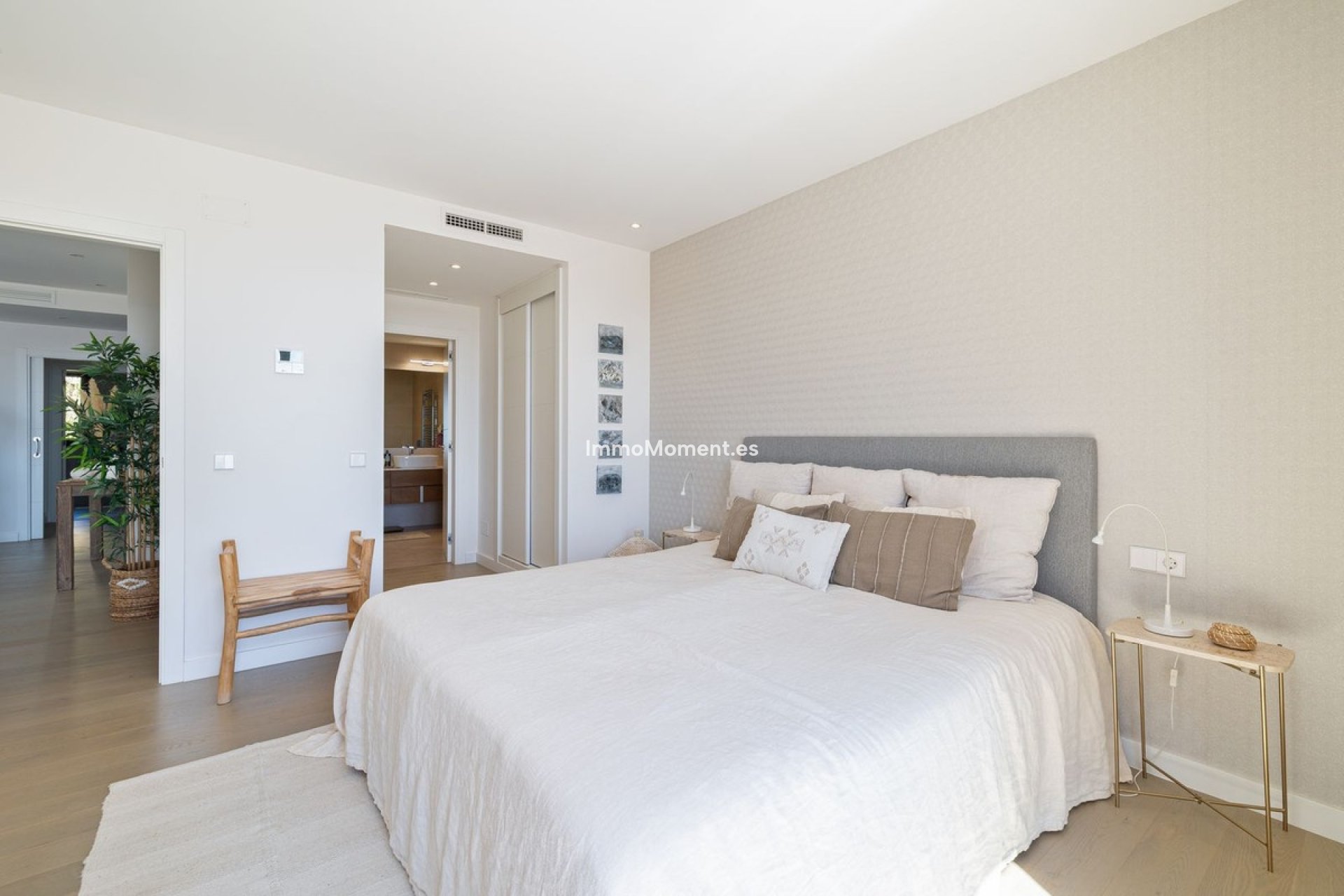 Resale - Apartment - Benahavís - Benahavís Centro