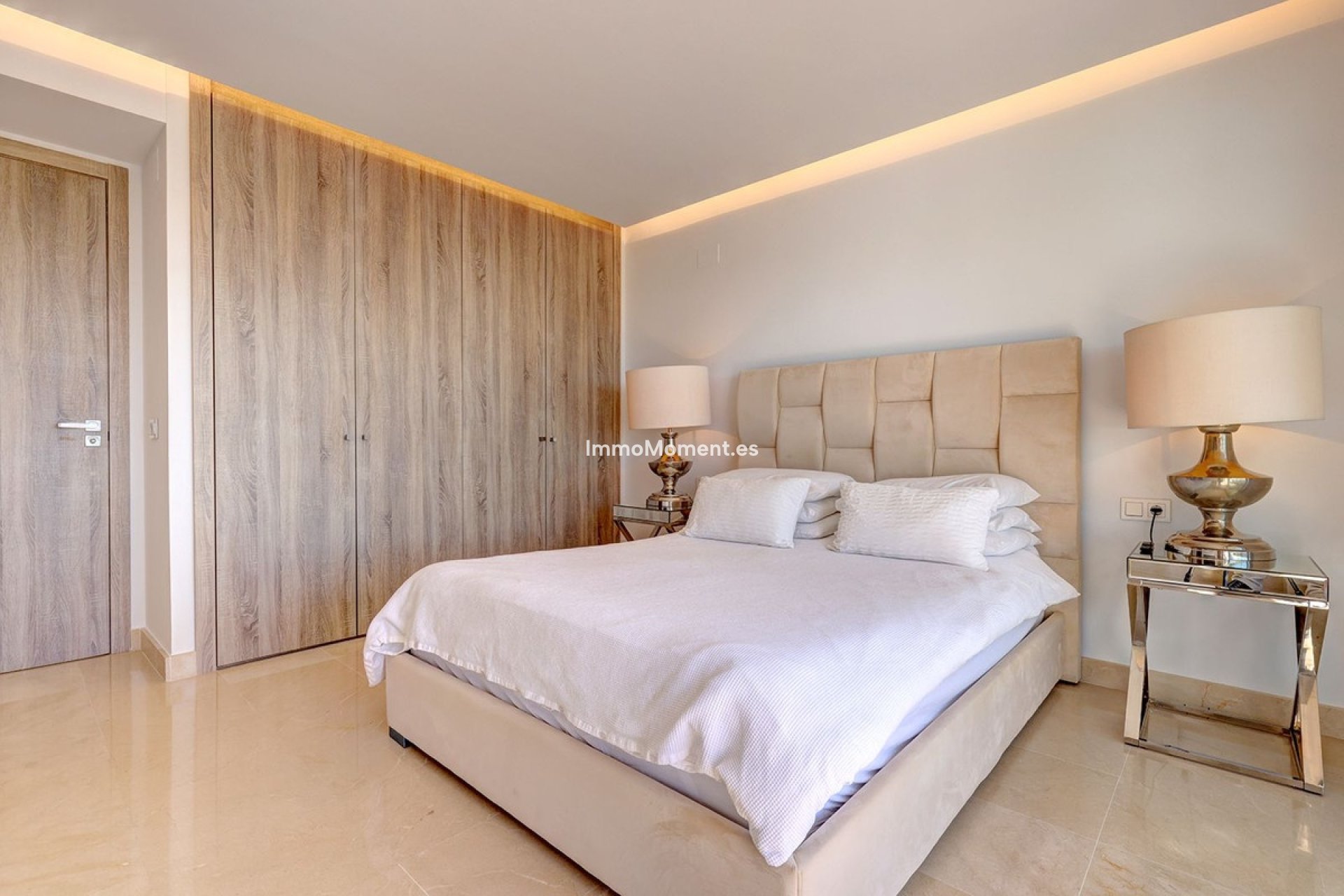 Resale - Apartment - Benahavís - Benahavís Centro