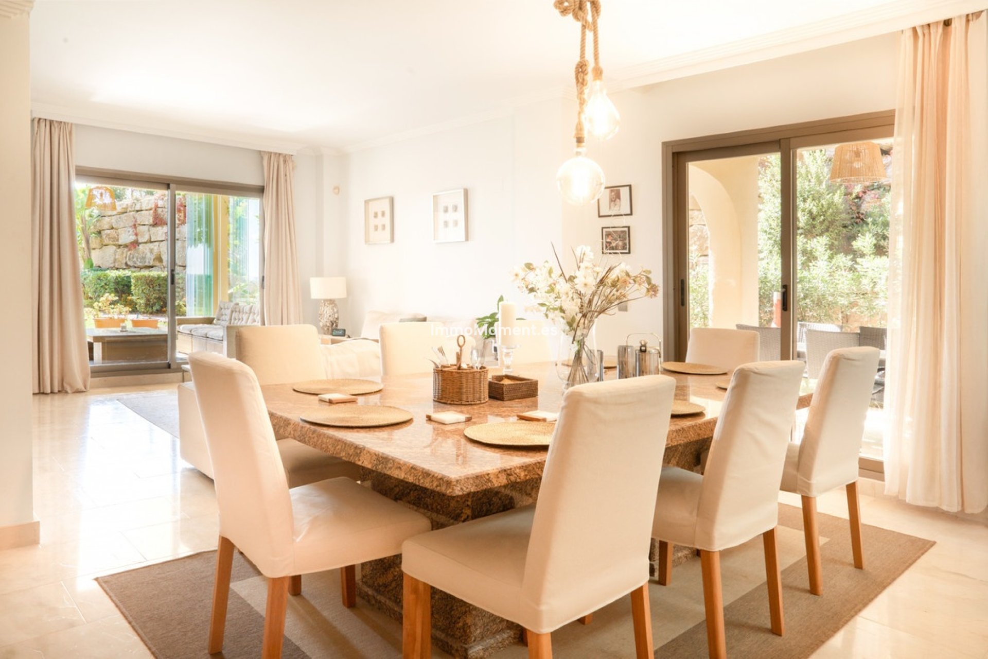 Resale - Apartment - Benahavís - Benahavís Centro