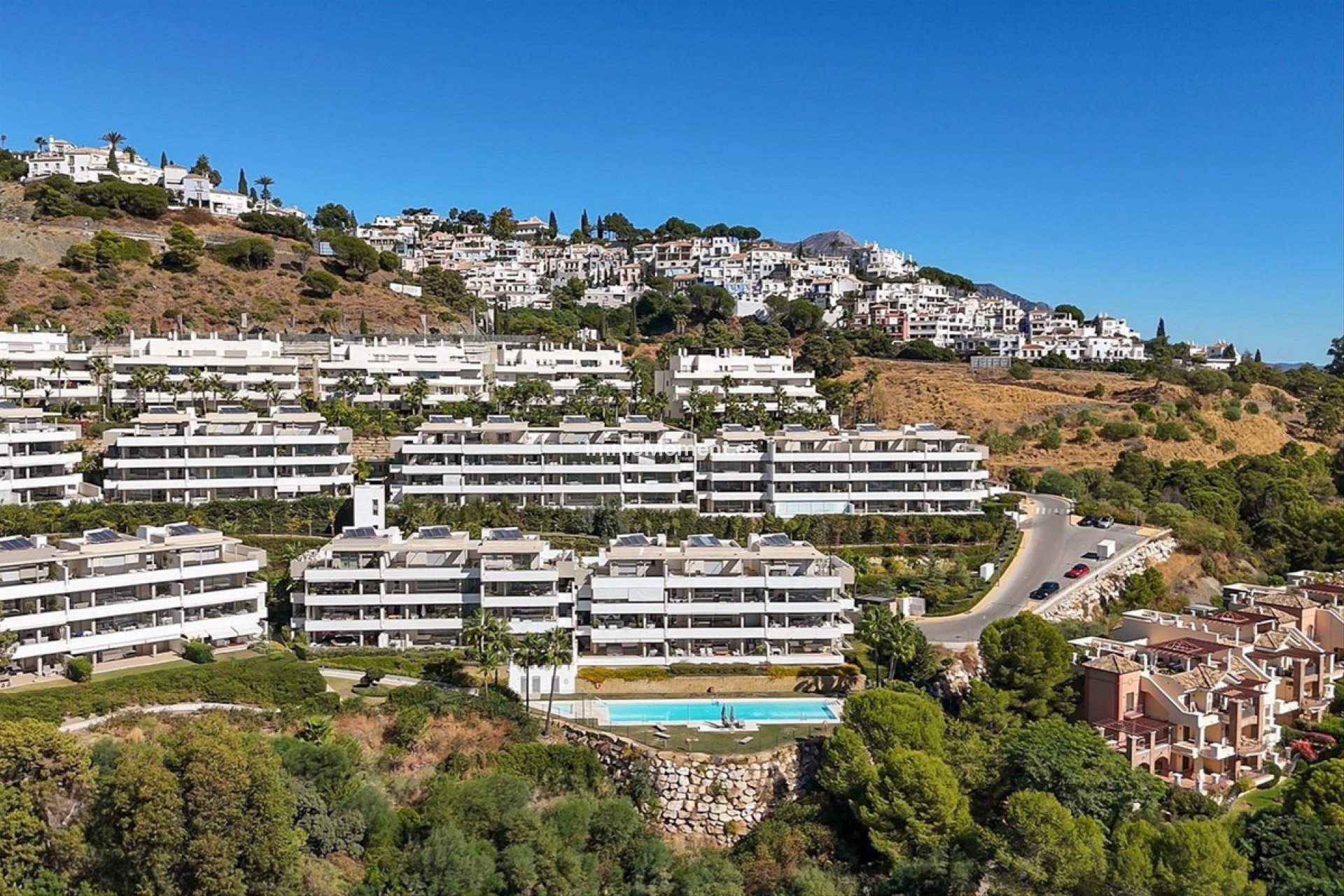 Resale - Apartment - Benahavís - Benahavís Centro