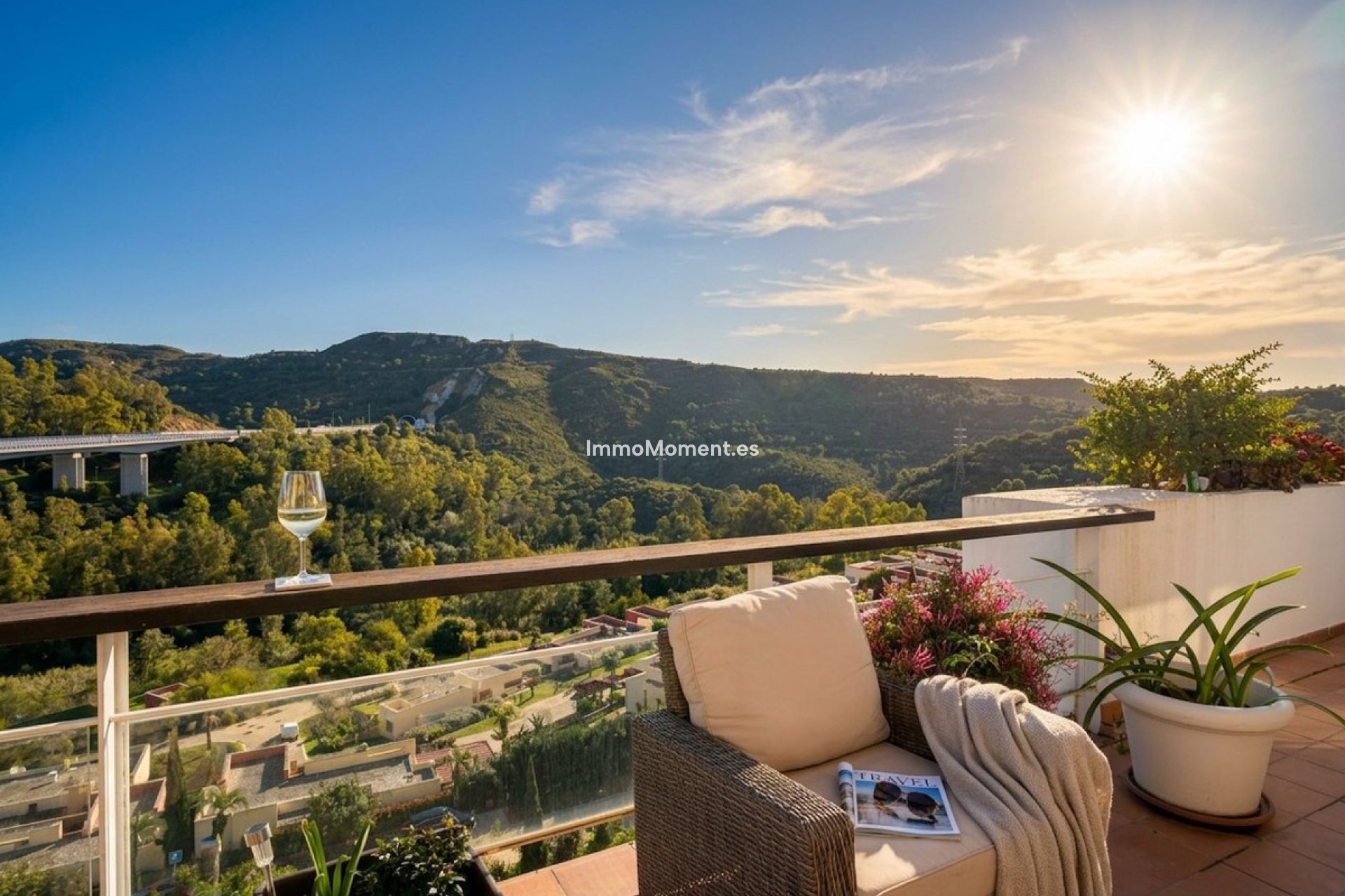 Resale - Apartment - Benahavís - Benahavís Centro