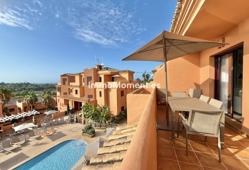 Resale - Apartment - Benahavís - Benahavís Centro