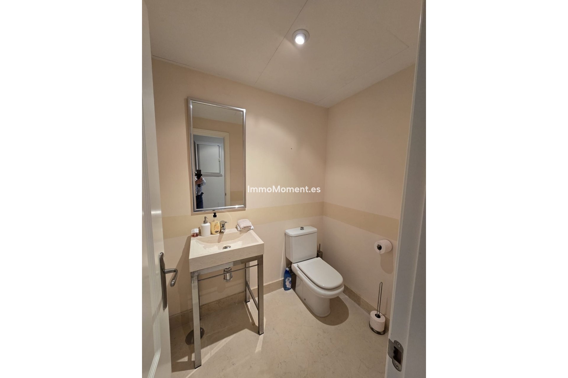 Resale - Apartment - Benahavís - Benahavís Centro