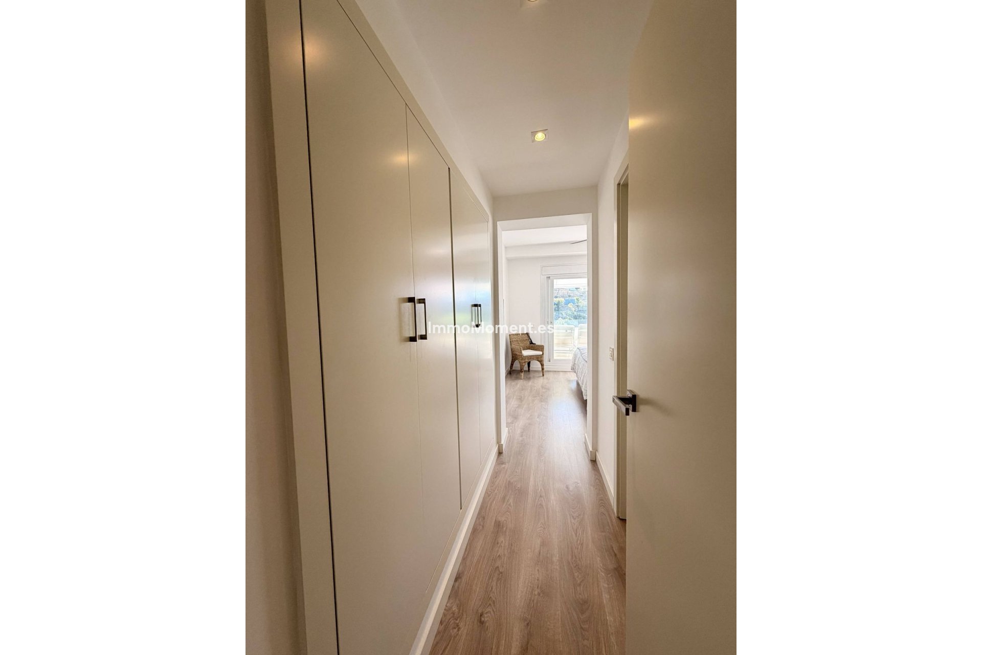 Resale - Apartment - Benahavís - Benahavís Centro