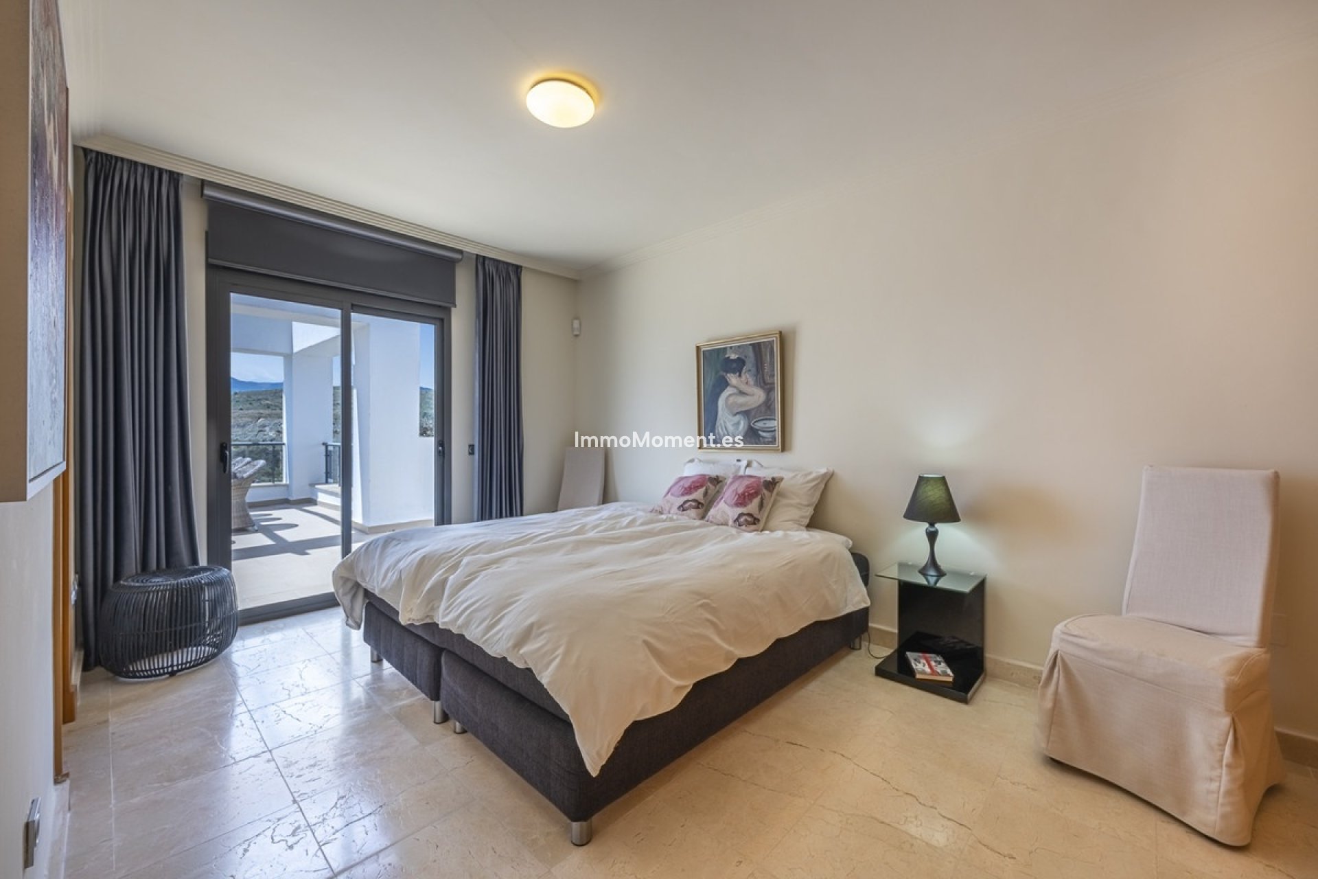 Resale - Apartment - Benahavís - Benahavís Centro