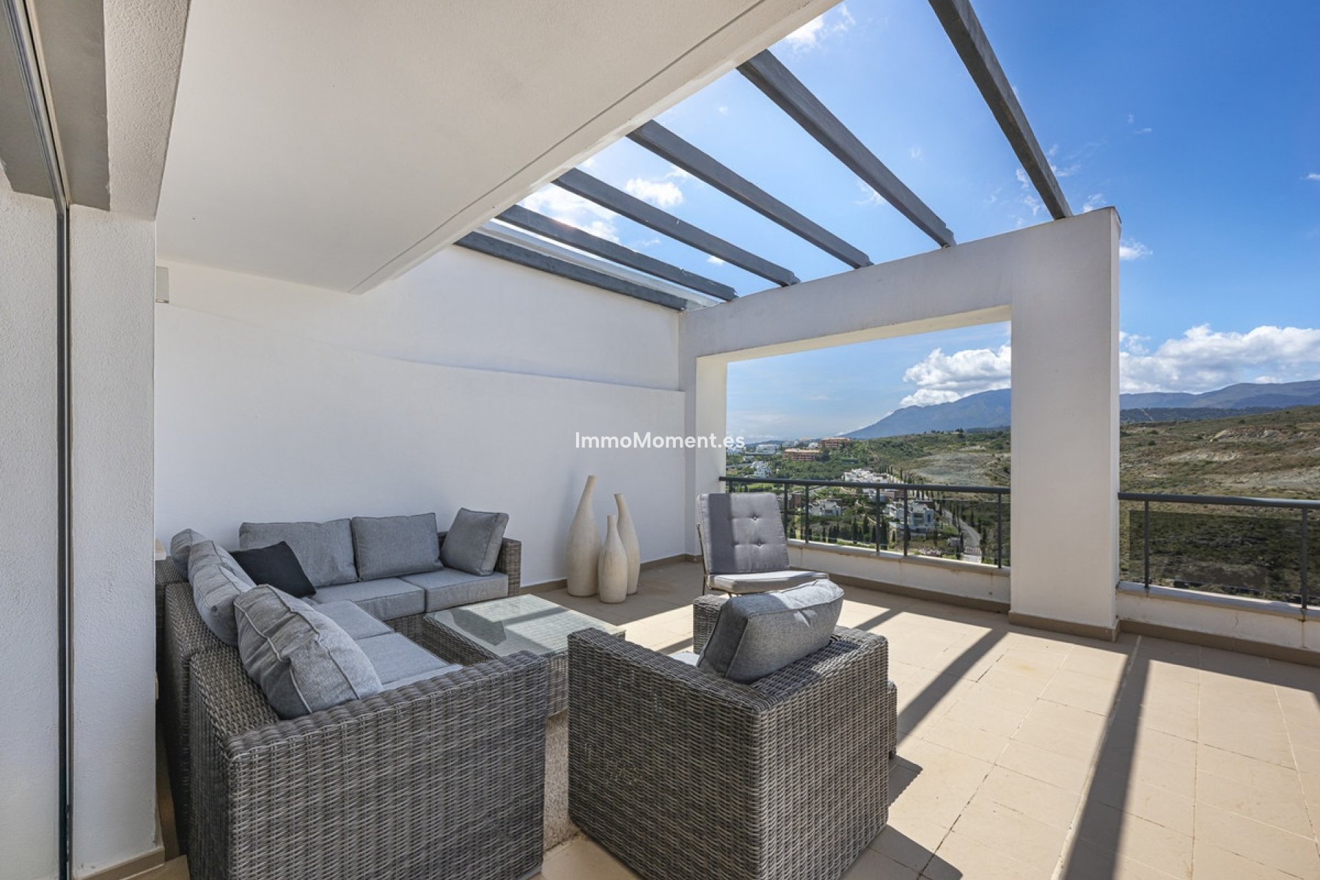 Resale - Apartment - Benahavís - Benahavís Centro