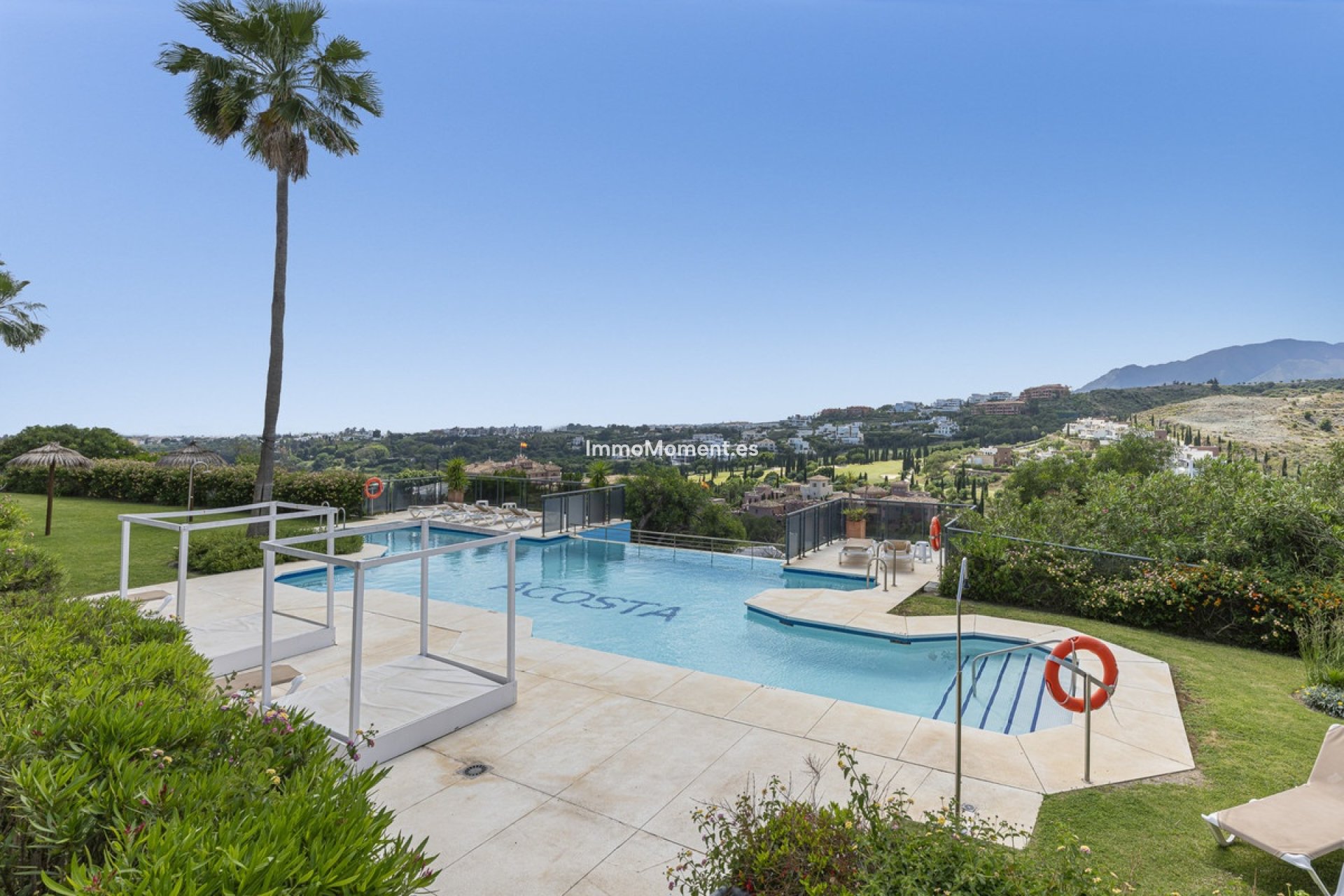 Resale - Apartment - Benahavís - Benahavís Centro