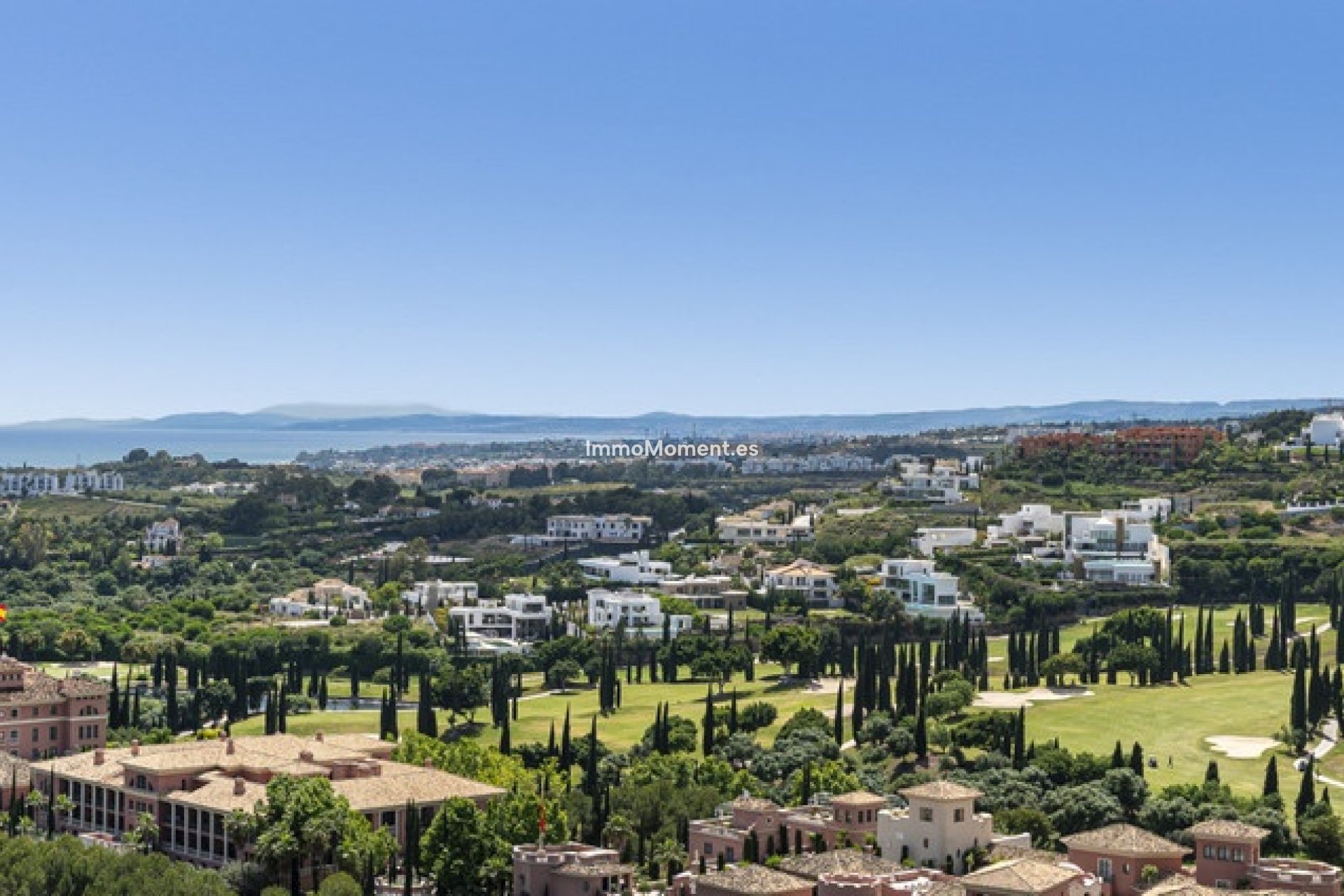 Resale - Apartment - Benahavís - Benahavís Centro