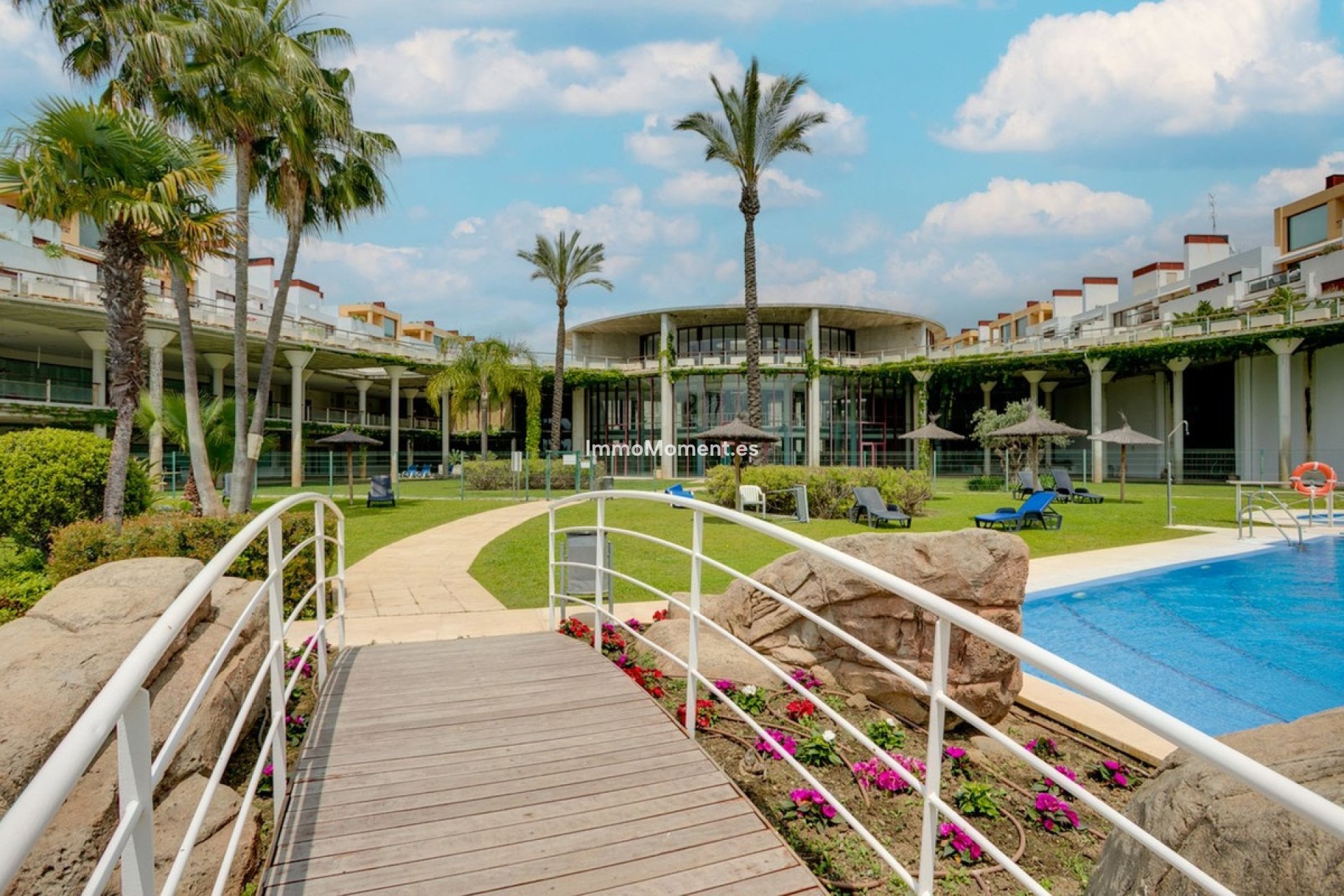 Resale - Apartment - Benahavís - Benahavís Centro