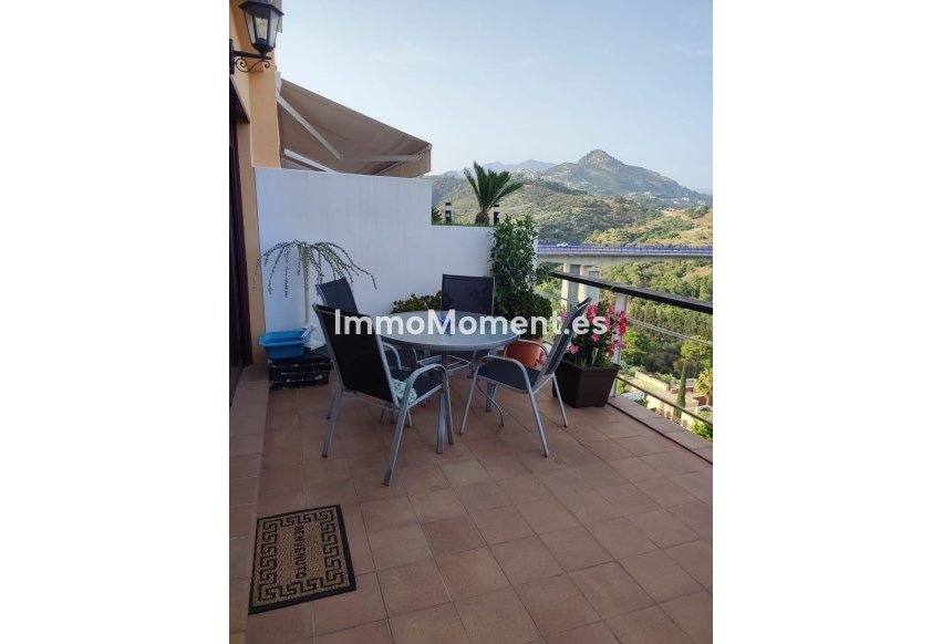 Resale - Apartment - Benahavís - Benahavís Centro
