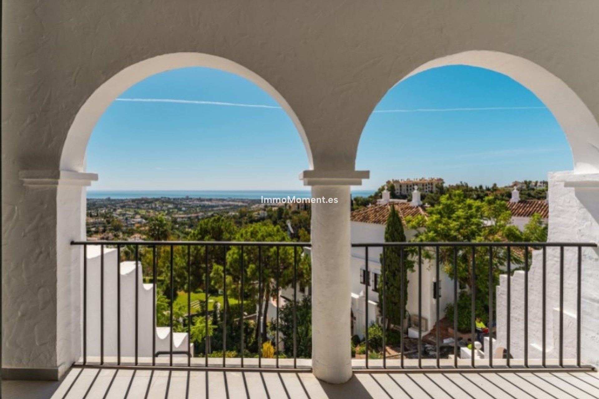 Resale - Apartment - Benahavís - Benahavís Centro