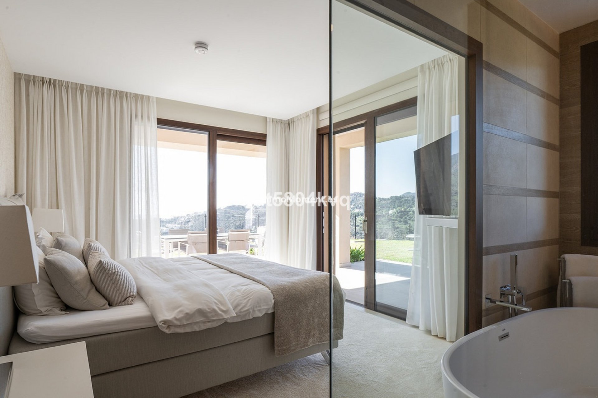 Resale - Apartment - Benahavís - Benahavís Centro