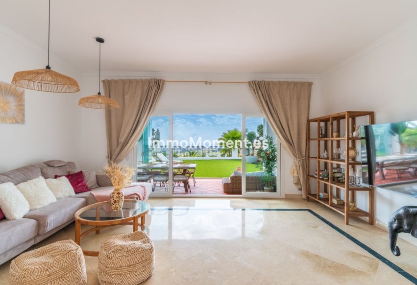 Resale - Apartment - Benahavís - Benahavís Centro