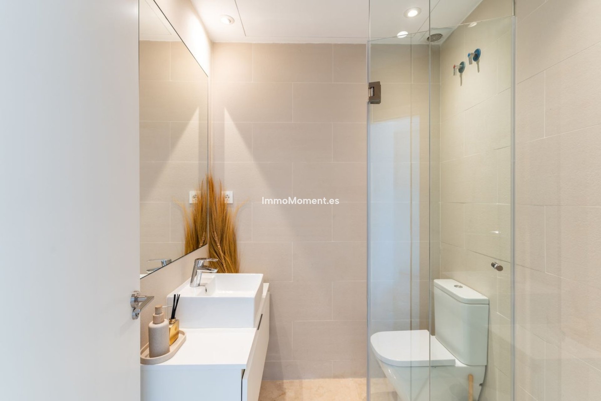 Resale - Apartment - Benahavís - Benahavís Centro