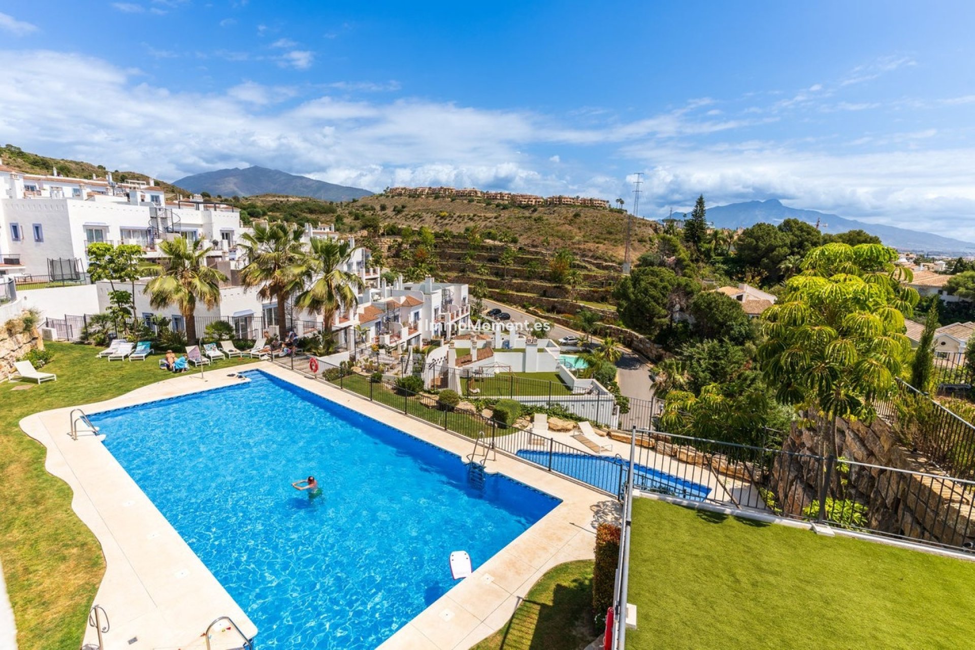 Resale - Apartment - Benahavís - Benahavís Centro