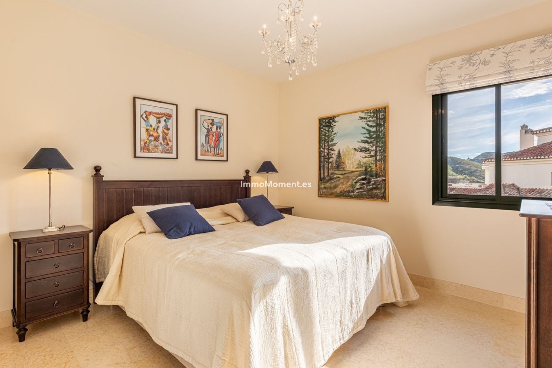 Resale - Apartment - Benahavís - Benahavís Centro
