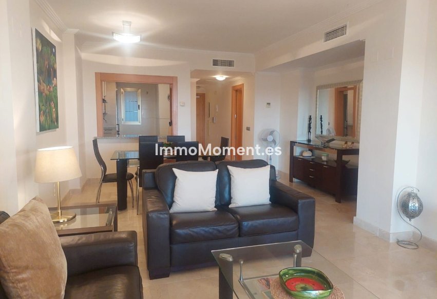 Resale - Apartment - Benahavís - Benahavís Centro