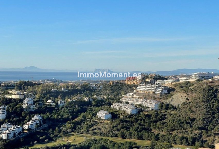 Resale - Apartment - Benahavís - Benahavís Centro