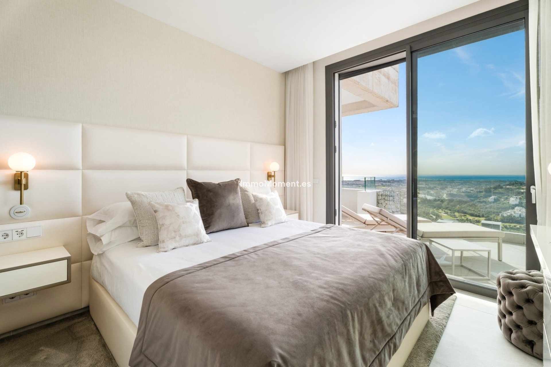 Resale - Apartment - Benahavís - Benahavís Centro