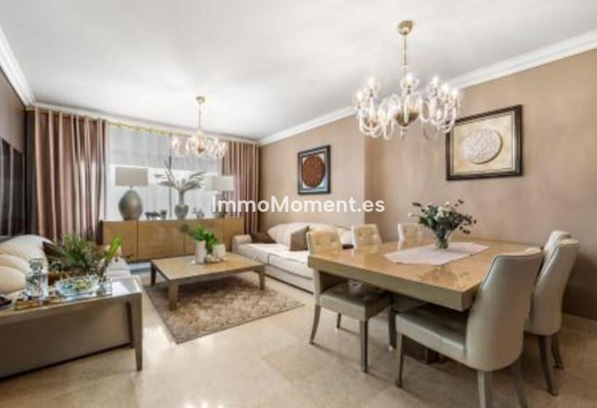 Resale - Apartment - Benahavís - Benahavís Centro