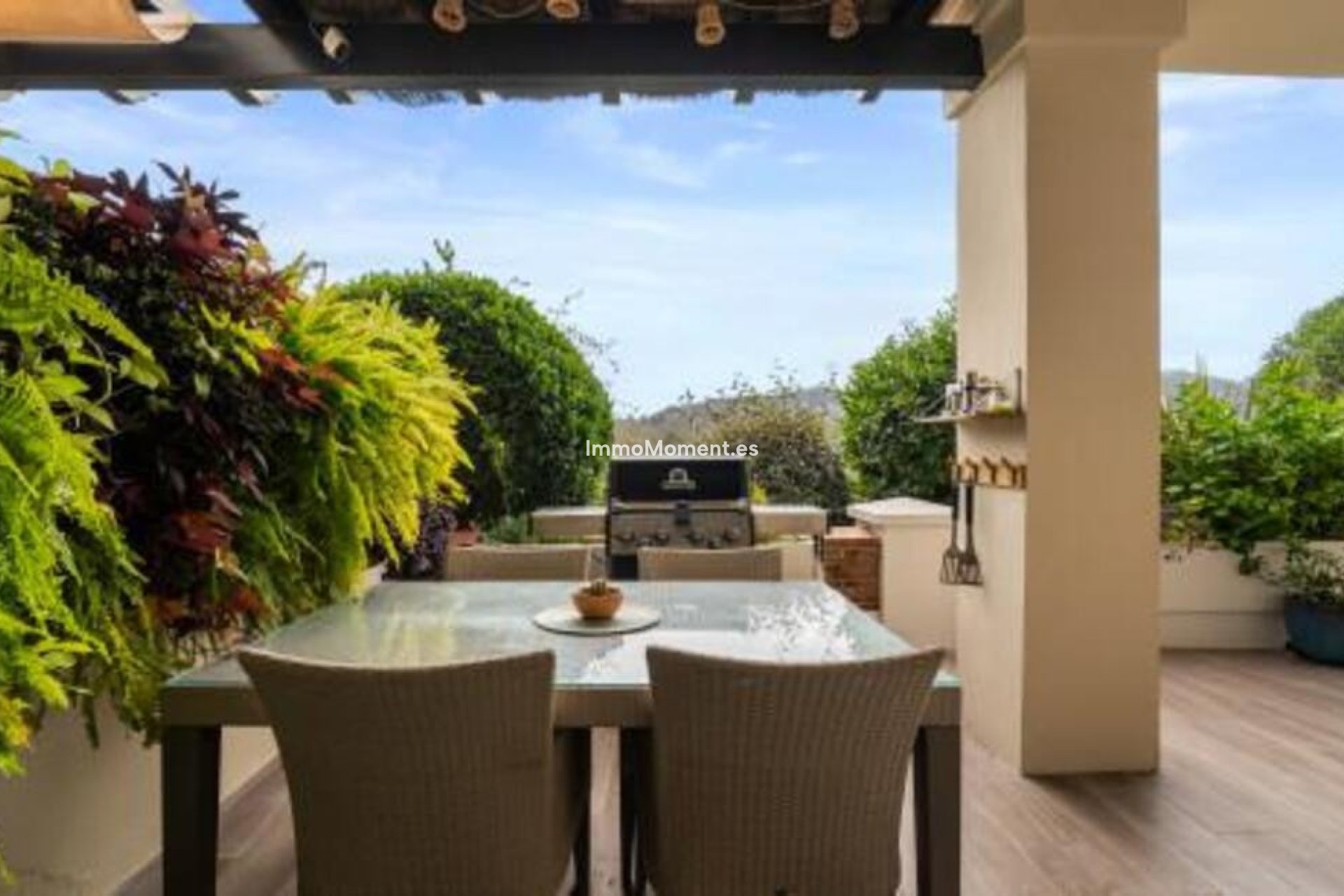 Resale - Apartment - Benahavís - Benahavís Centro