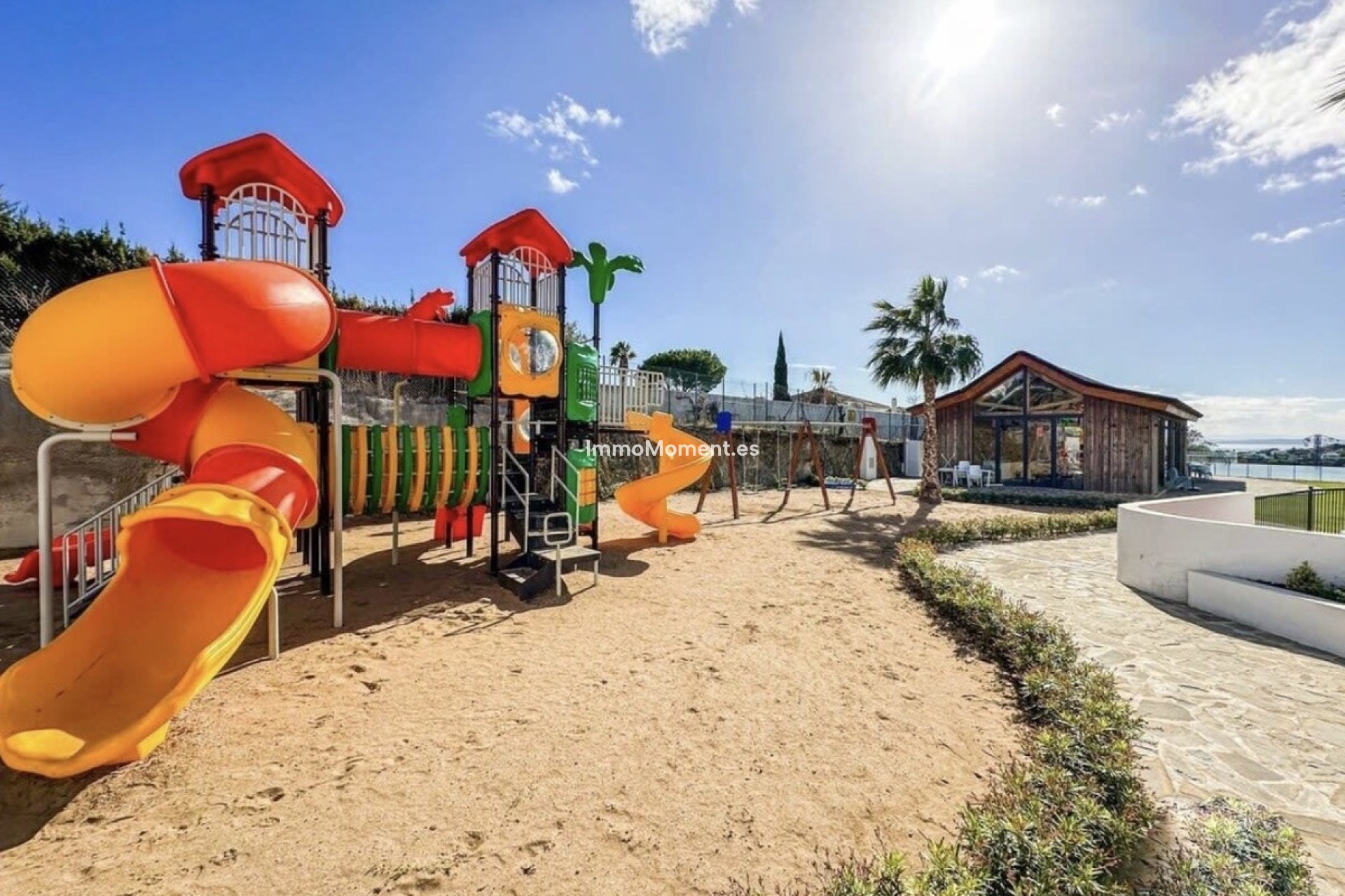 Resale - Apartment - Benahavís - Benahavís Centro