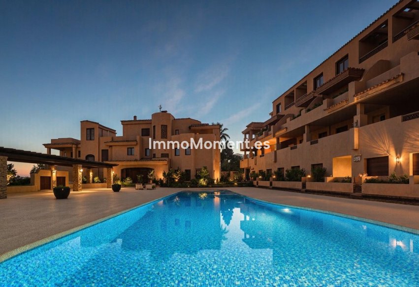 Resale - Apartment - Benahavís - Benahavís Centro