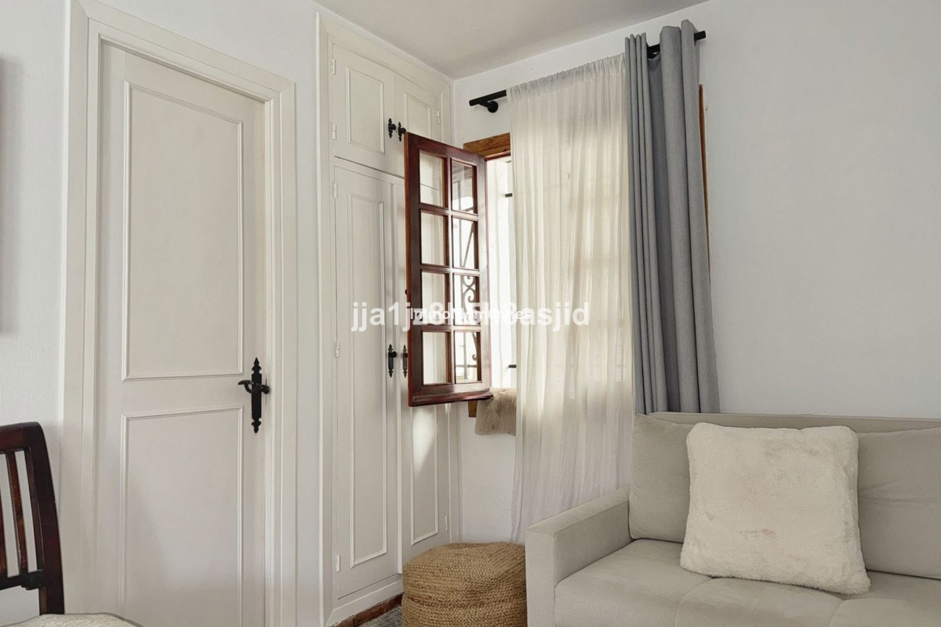 Resale - Apartment - Benahavís - Benahavís Centro