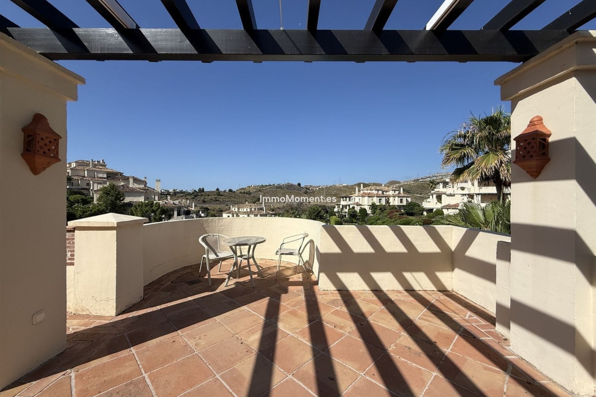 Resale - Apartment - Benahavís - Benahavís Centro