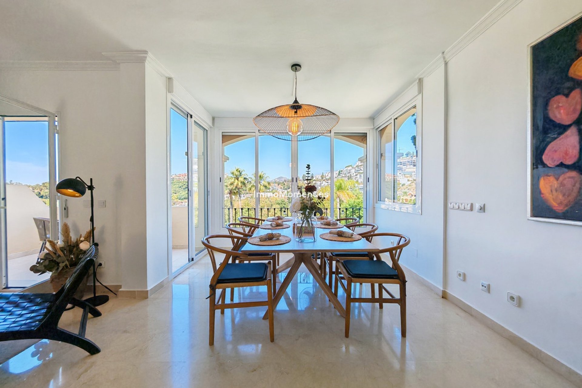 Resale - Apartment - Benahavís - Benahavís Centro