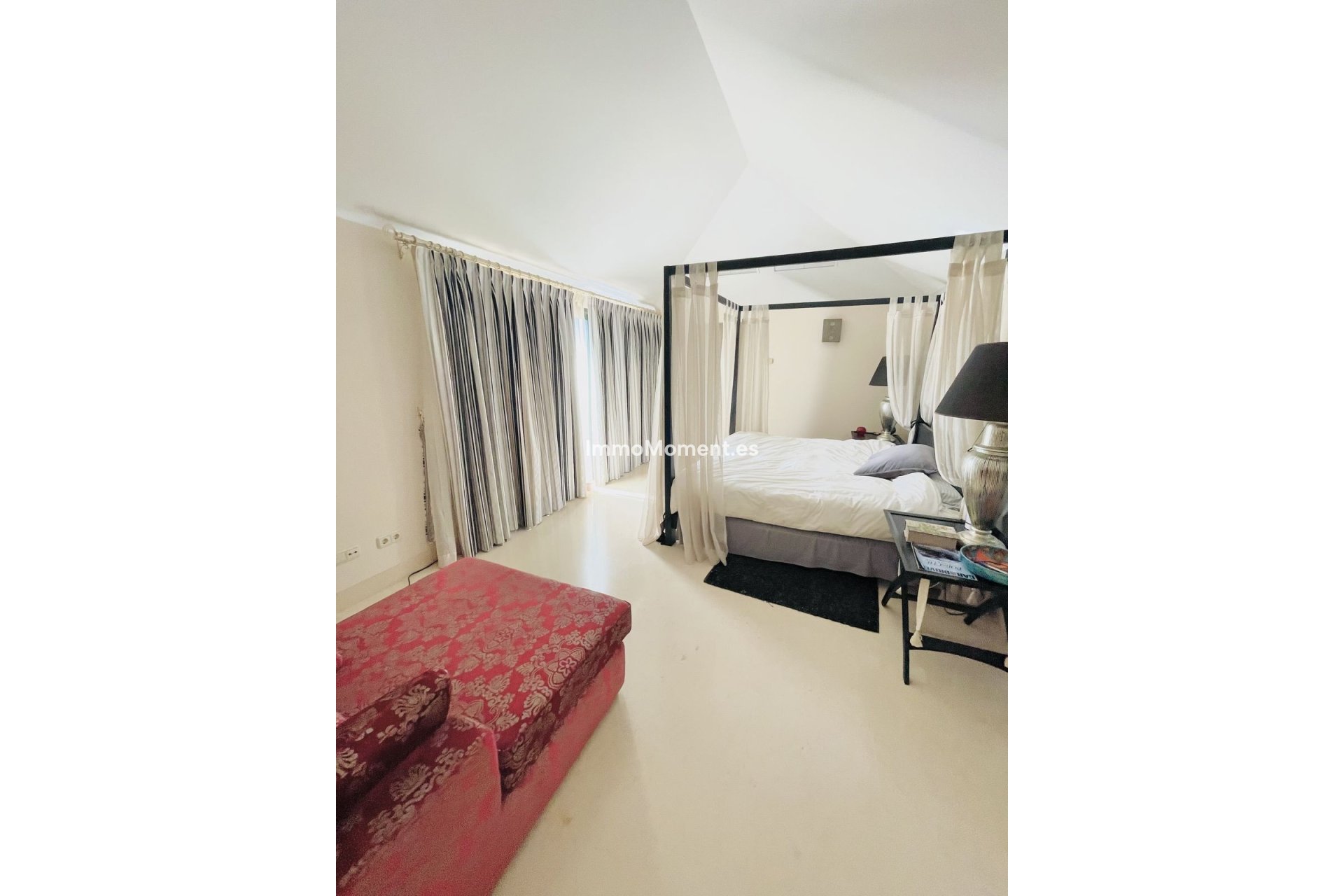 Resale - Apartment - Benahavís - Benahavís Centro