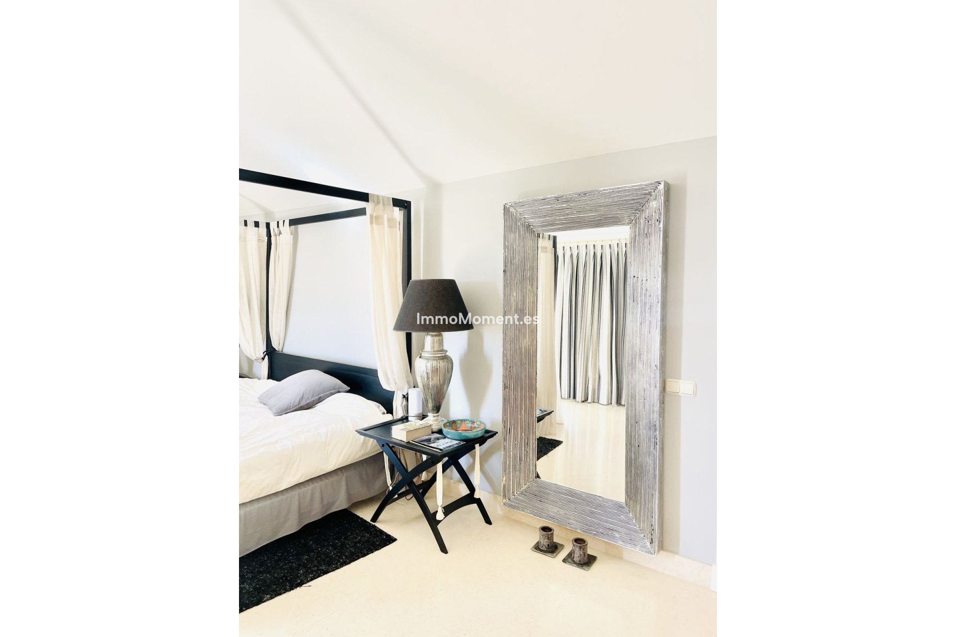 Resale - Apartment - Benahavís - Benahavís Centro