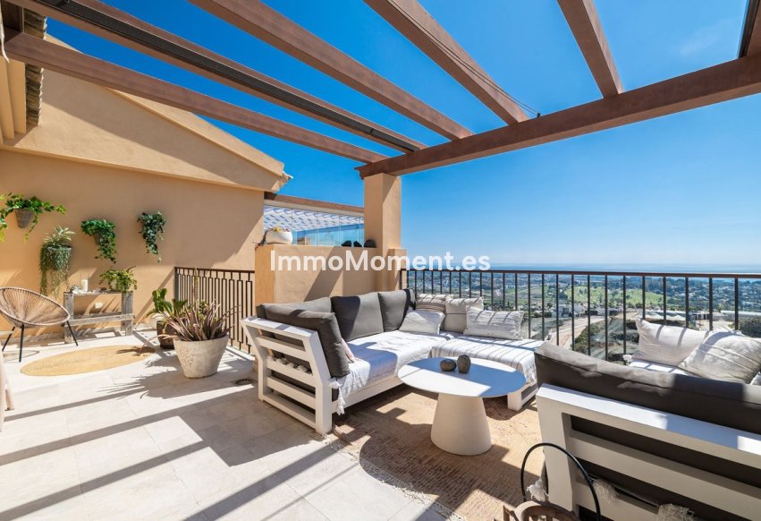 Resale - Apartment - Benahavís - Benahavís Centro