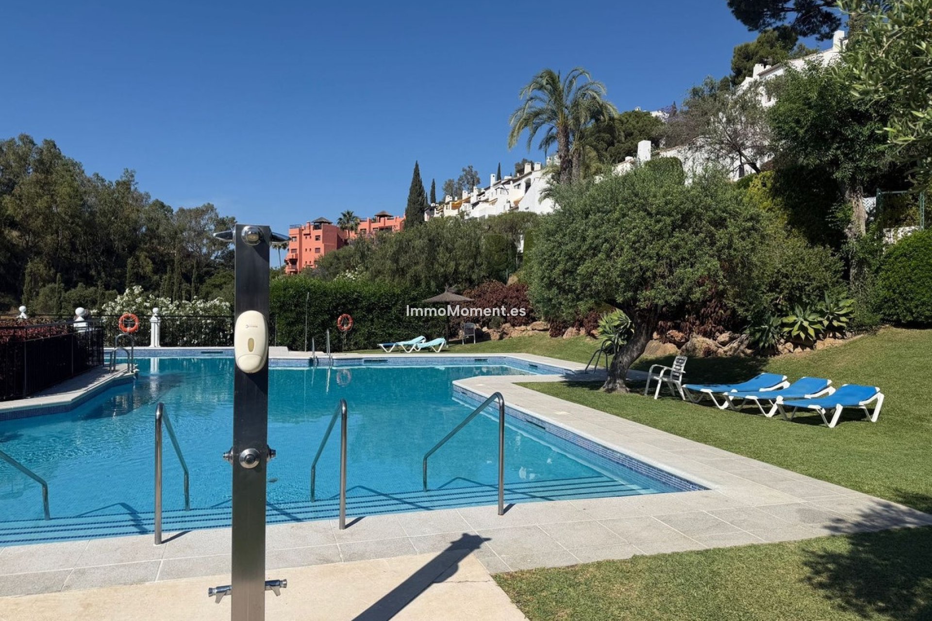 Resale - Apartment - Benahavís - Benahavís Centro