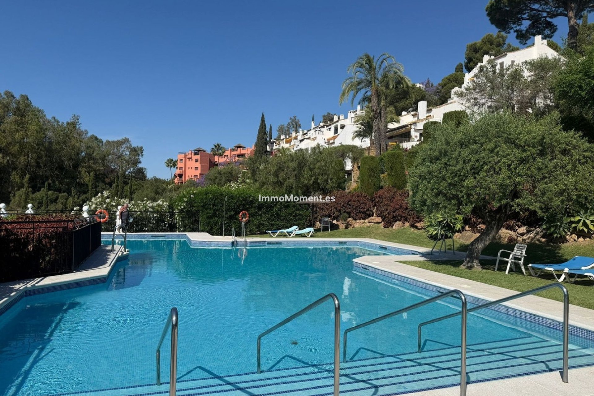 Resale - Apartment - Benahavís - Benahavís Centro