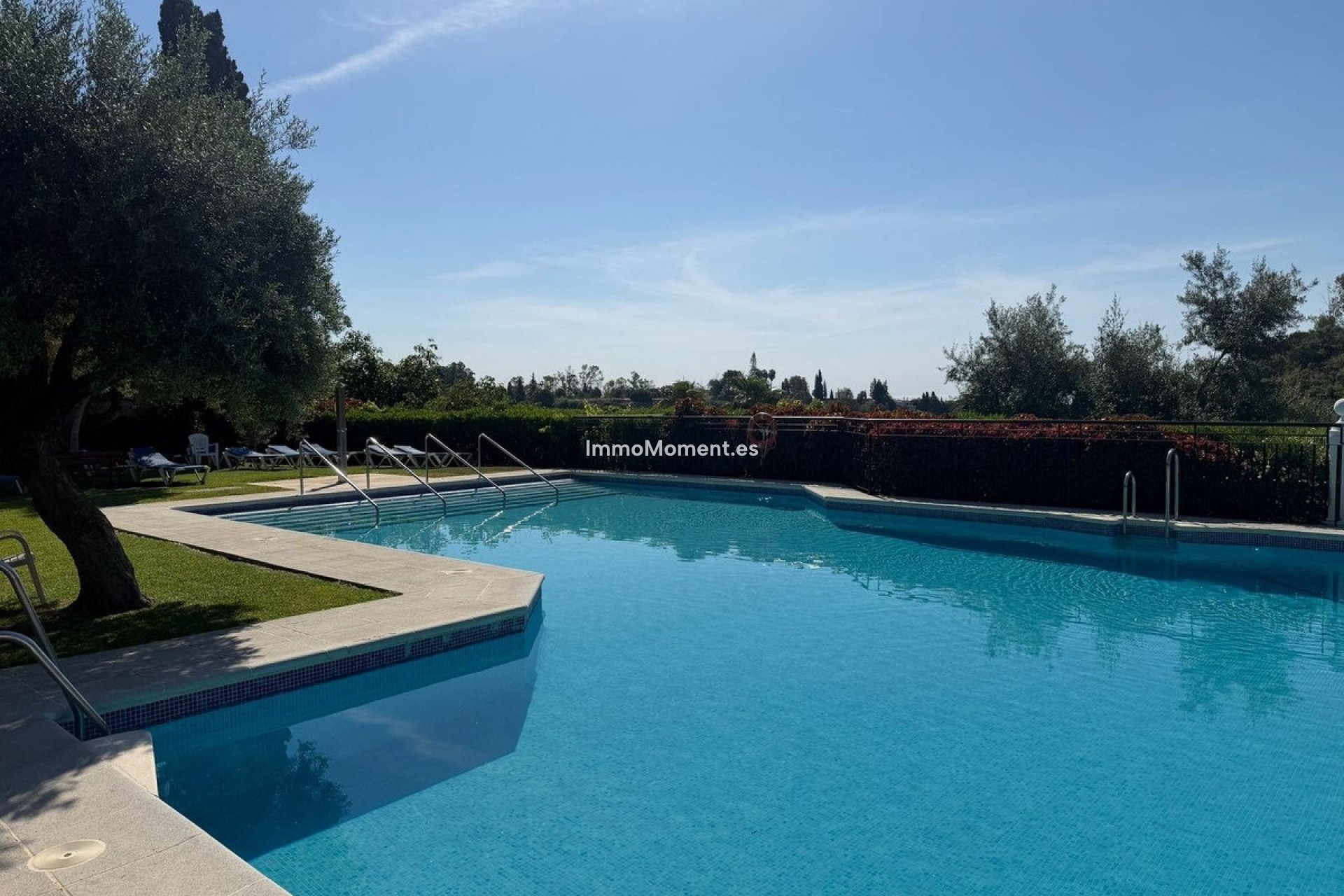 Resale - Apartment - Benahavís - Benahavís Centro