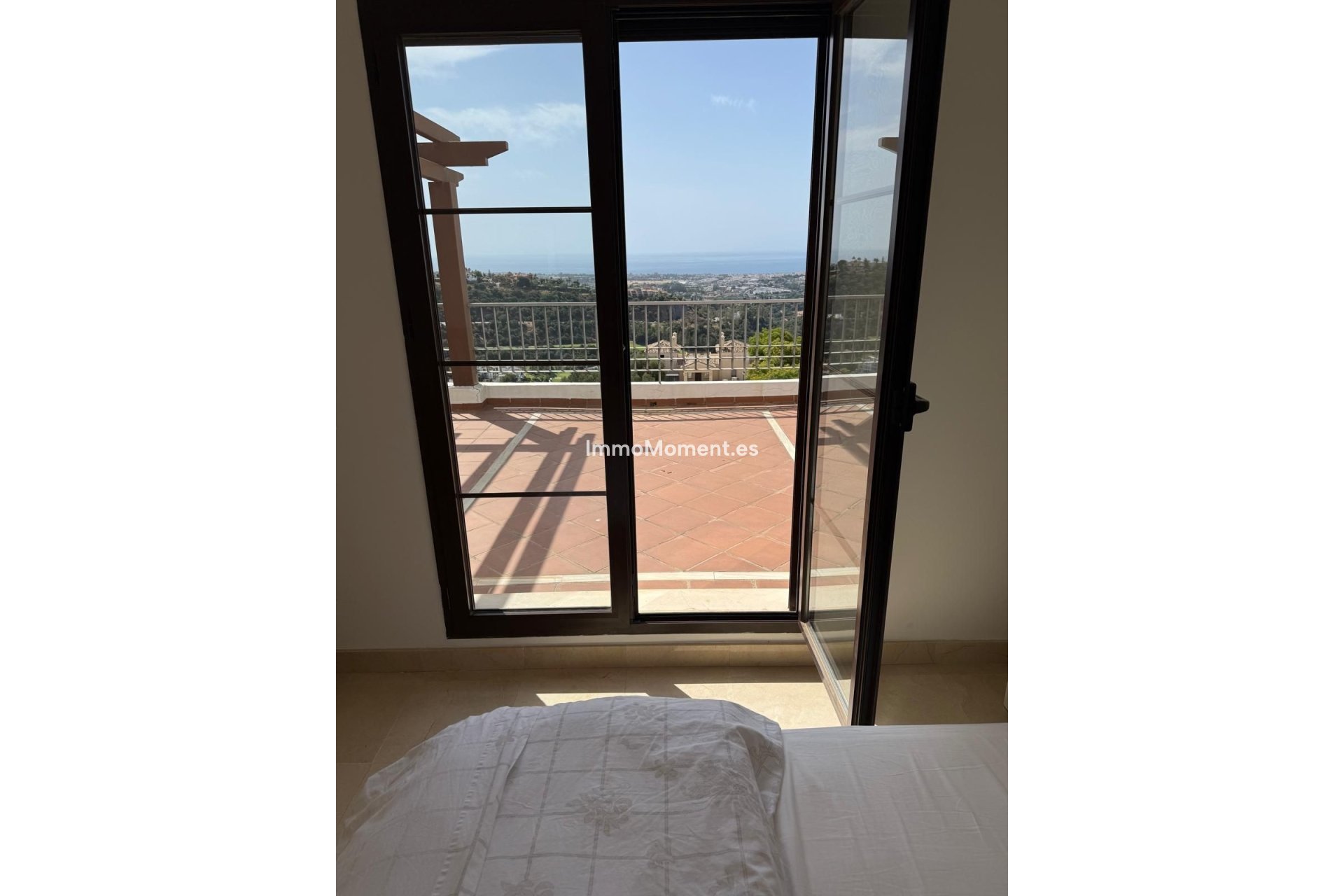 Resale - Apartment - Benahavís - Benahavís Centro