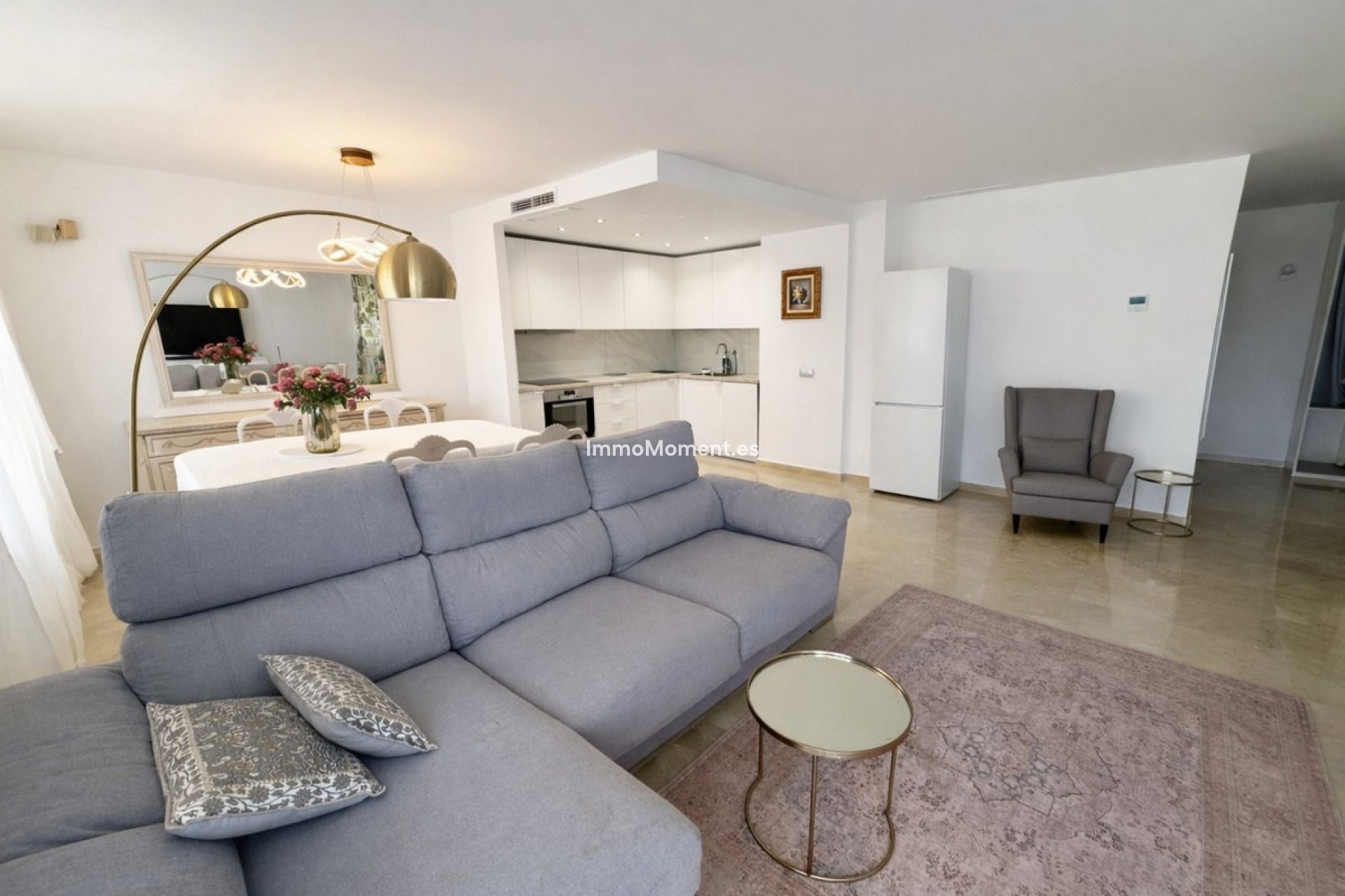 Resale - Apartment - Benahavís - Benahavís Centro