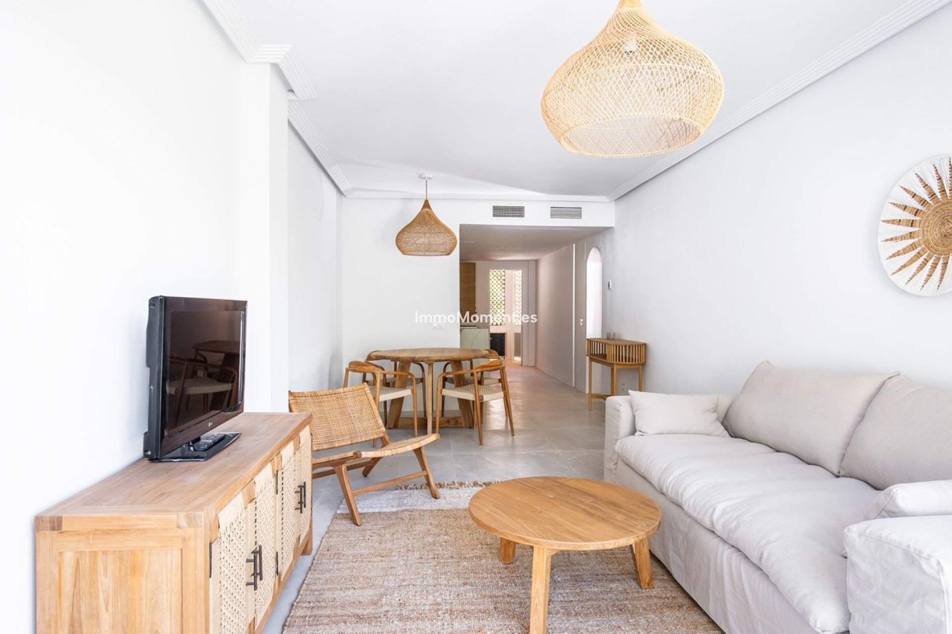 Resale - Apartment - Benahavís - Benahavís Centro