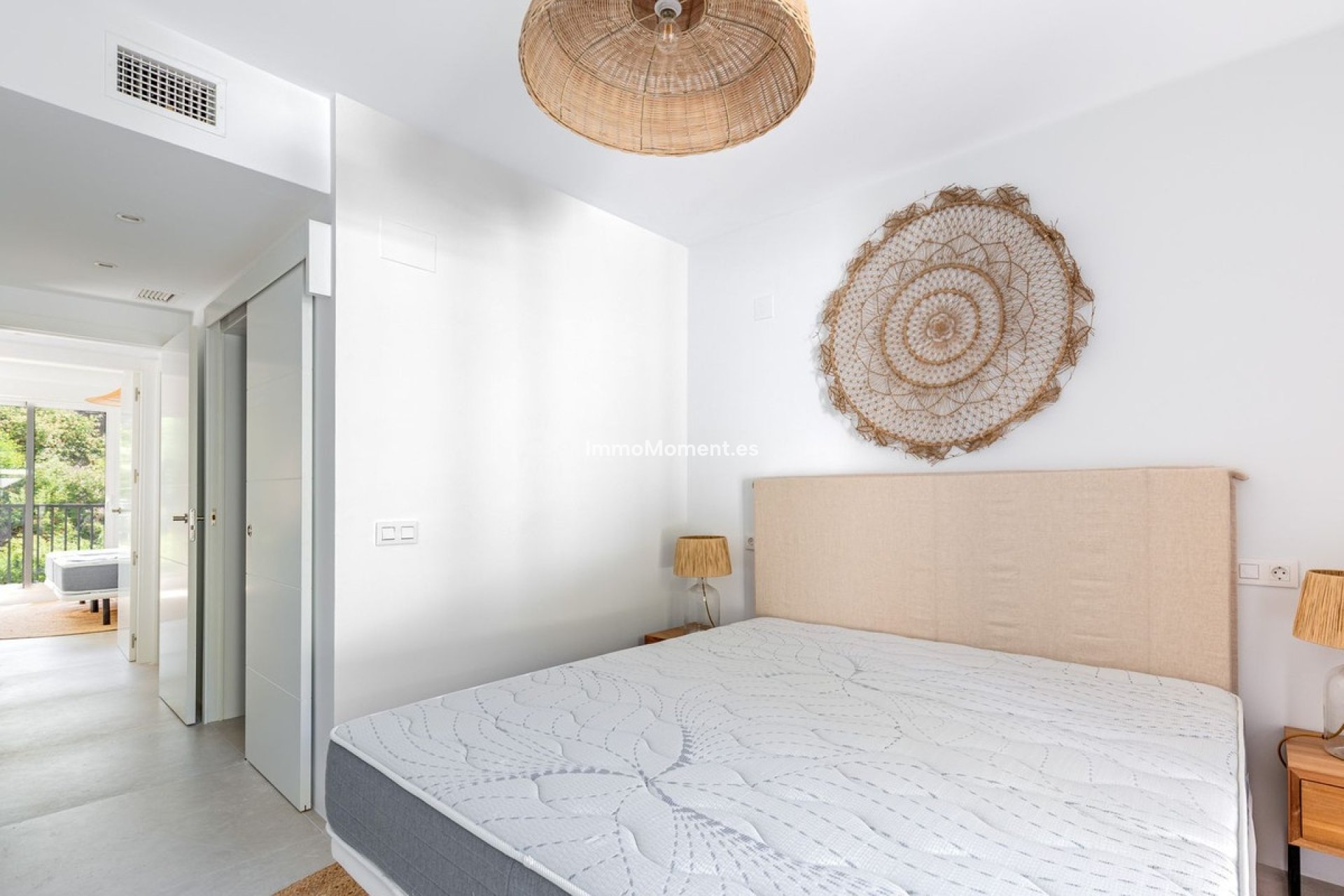 Resale - Apartment - Benahavís - Benahavís Centro