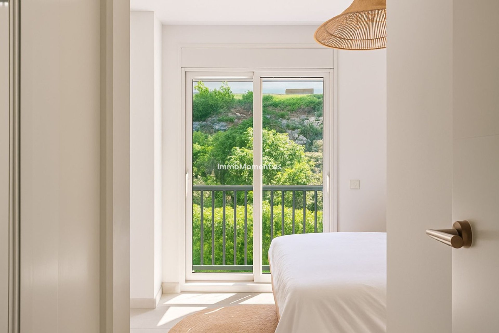 Resale - Apartment - Benahavís - Benahavís Centro