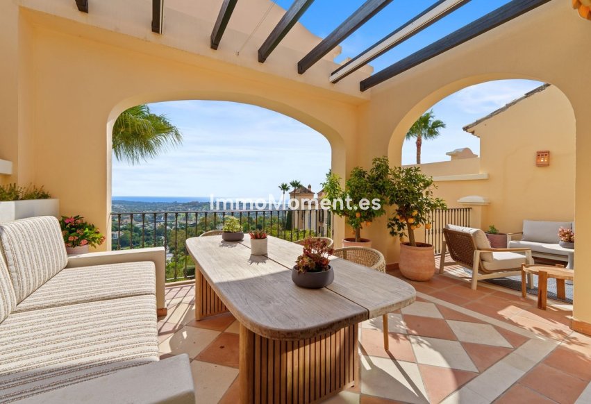 Resale - Apartment - Benahavís - Benahavís Centro