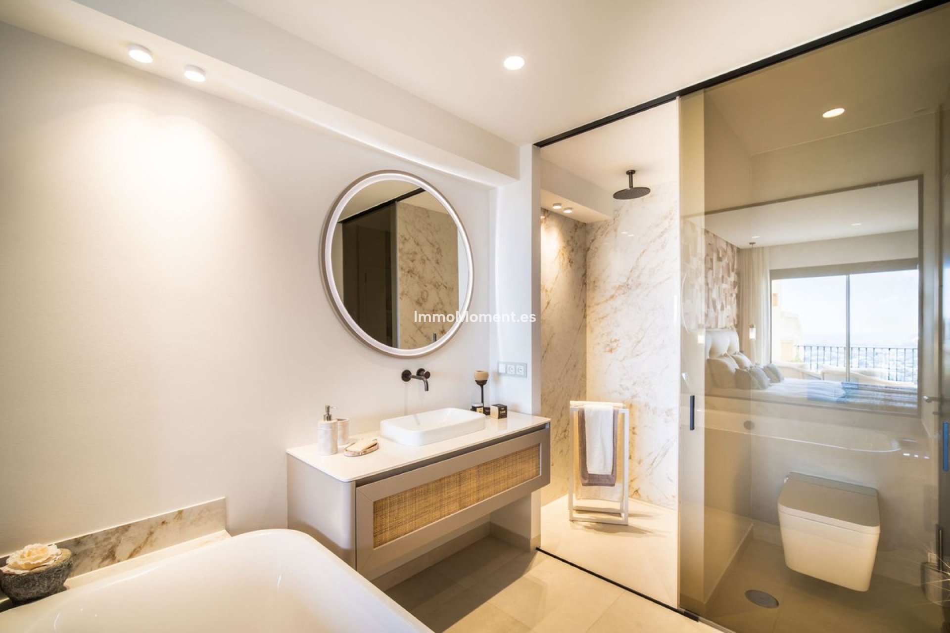 Resale - Apartment - Benahavís - Benahavís Centro