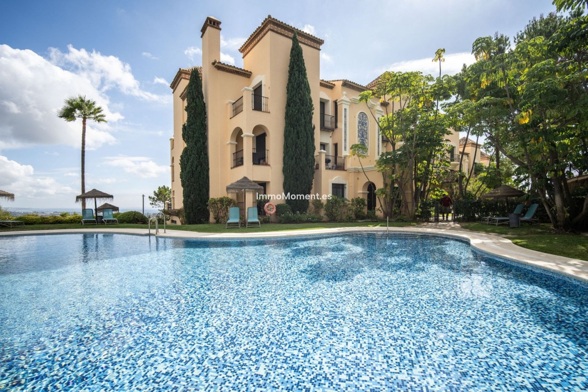 Resale - Apartment - Benahavís - Benahavís Centro