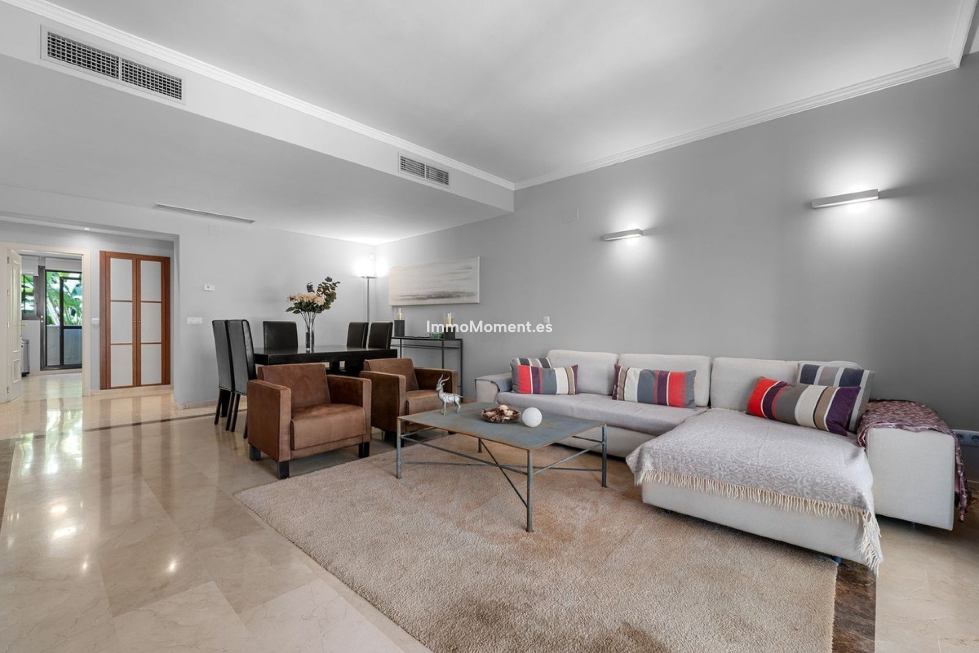Resale - Apartment - Benahavís - Benahavís Centro