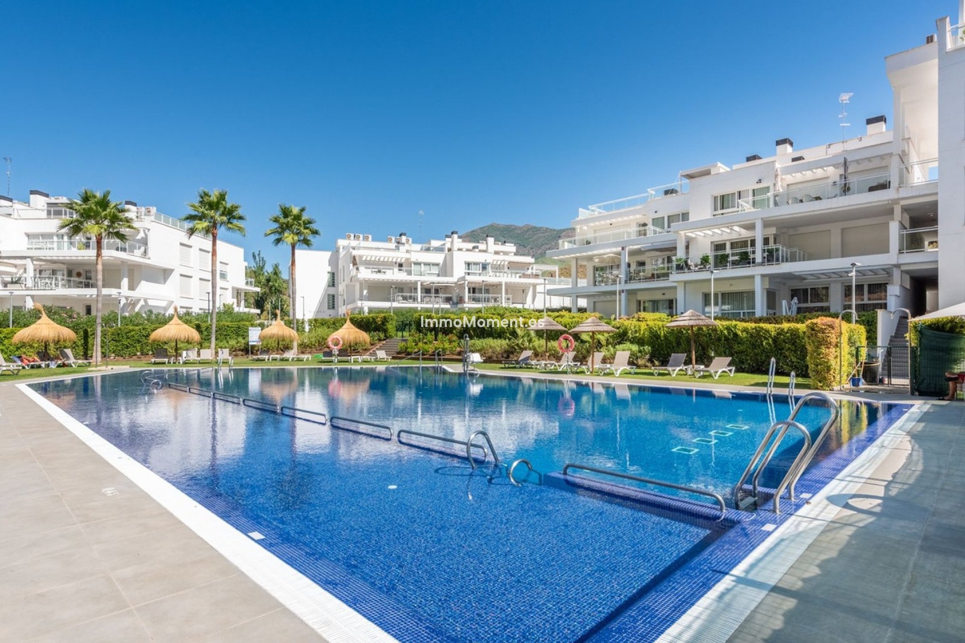 Resale - Apartment - Benahavís - Benahavís Centro